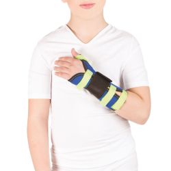 Т-8330 (XS левый) Бандаж на лучезапястный сустав (с фиксацией 1-го пальца)